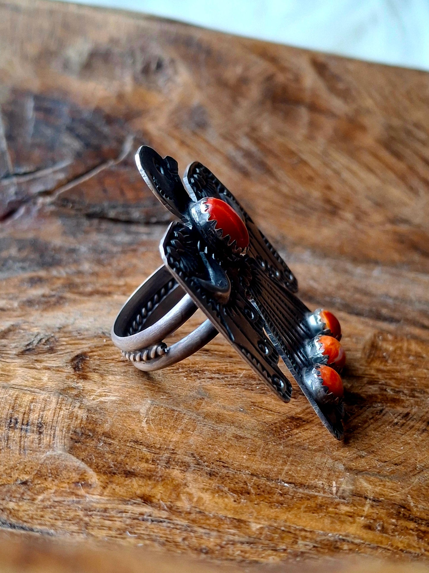 Spiny Oyster Thunderbird Ring (6.75)