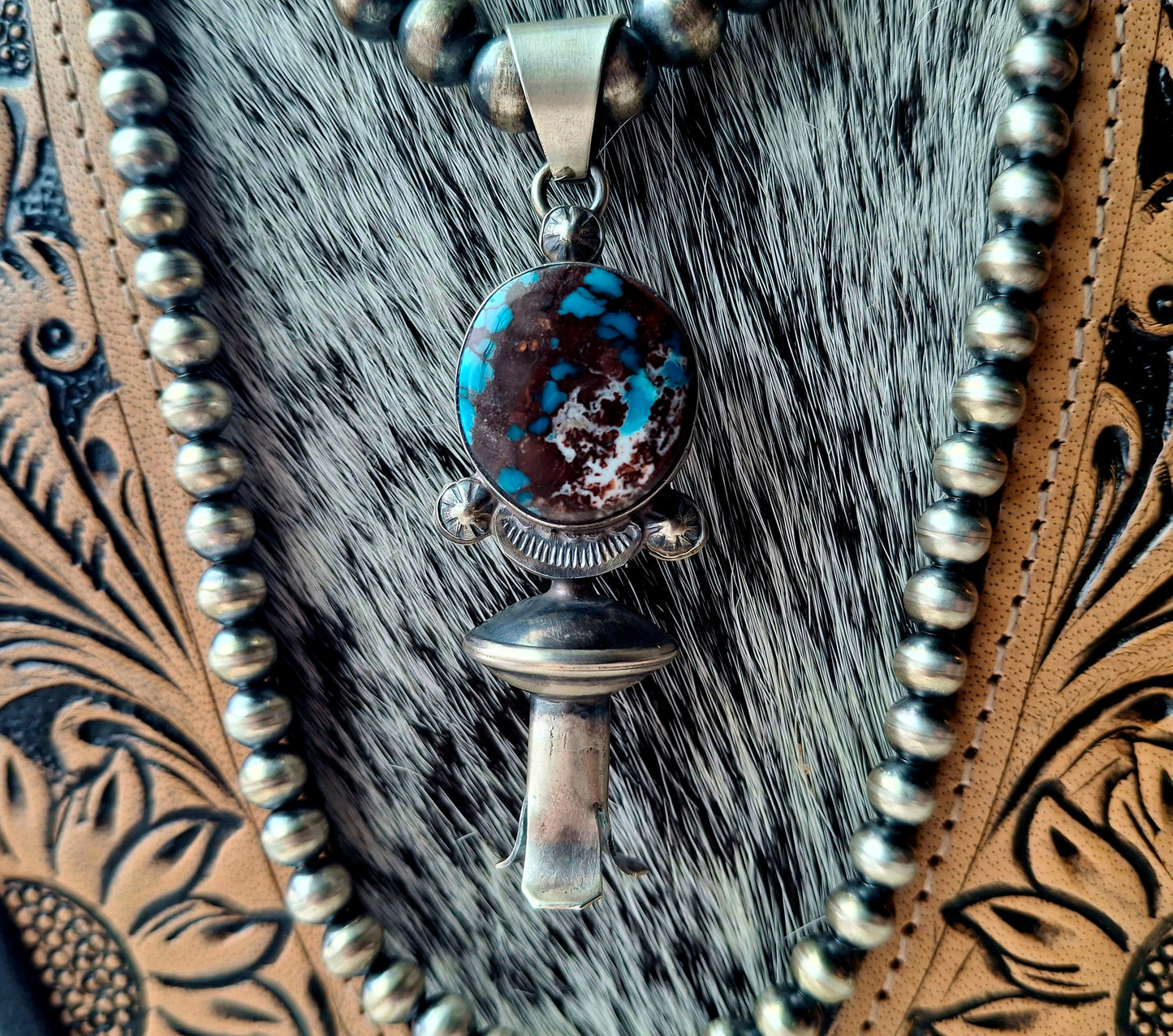 Kingman Web Blossom on Pearls