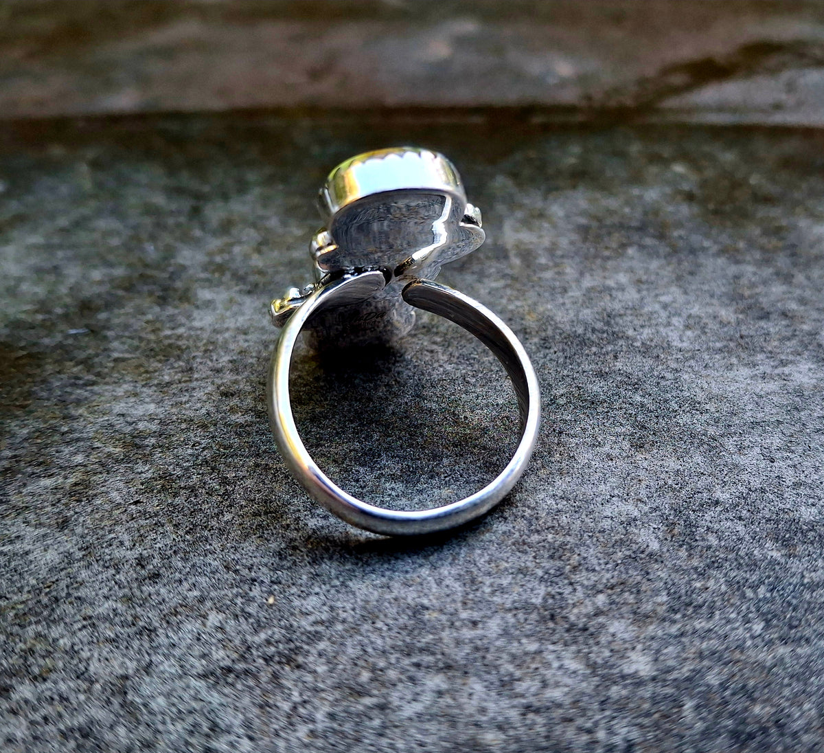 Palomino/Pink Conch Adjustable Ring