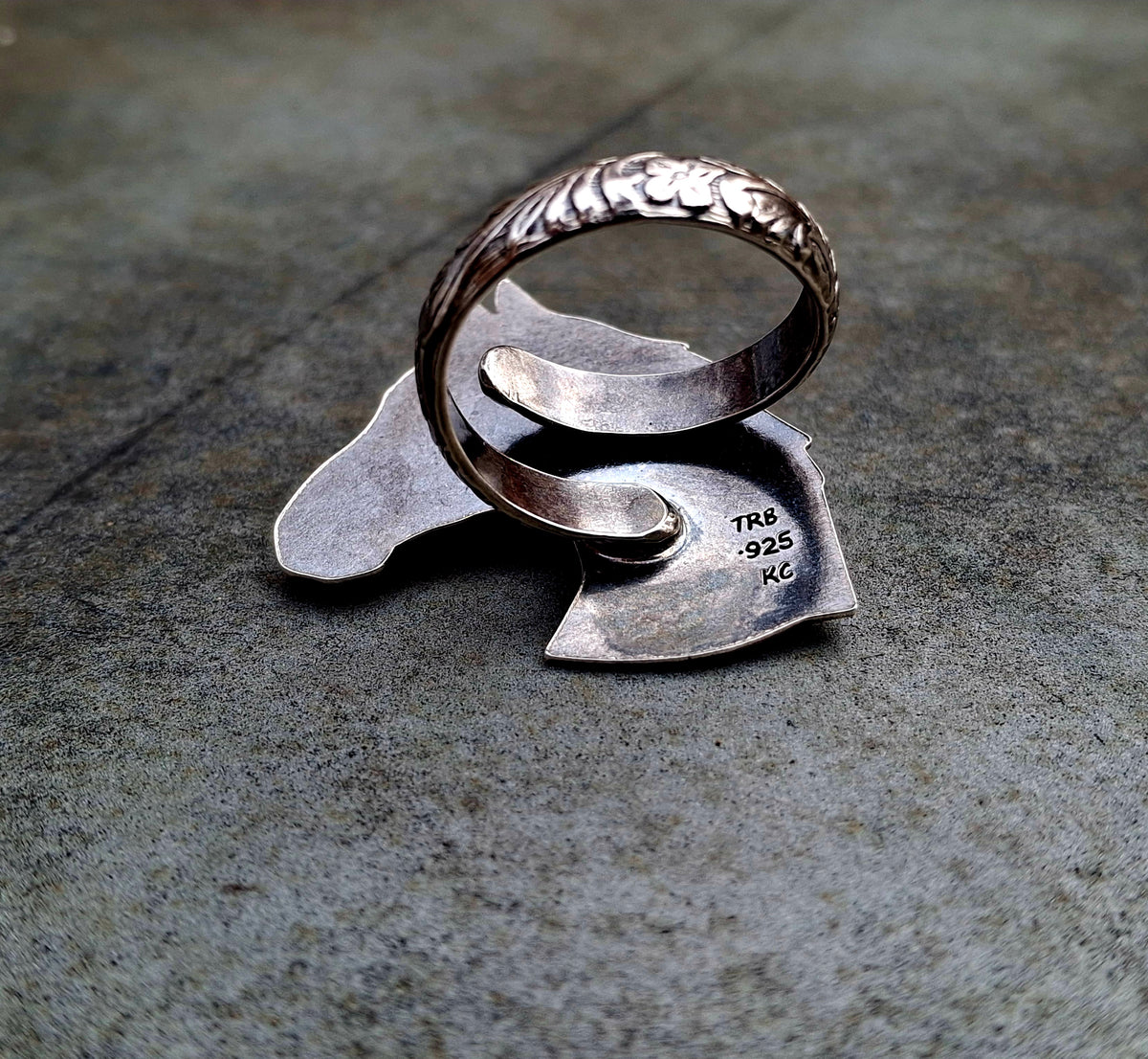 Royston Adjustable Horse Ring