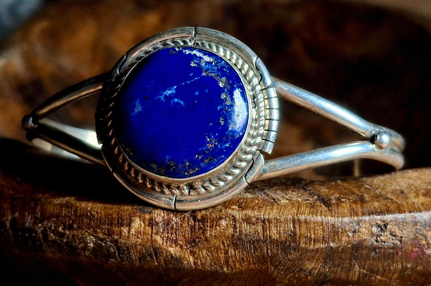 Large Single Stone Lapis Cuff
