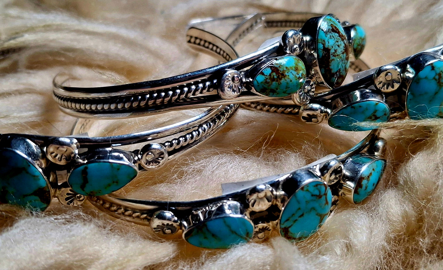 Three-Stone Kingman Cuff