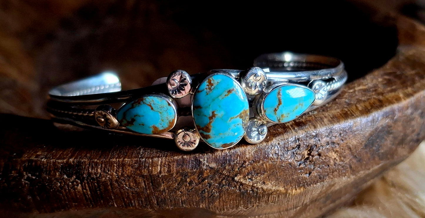 Three-Stone Kingman Cuff