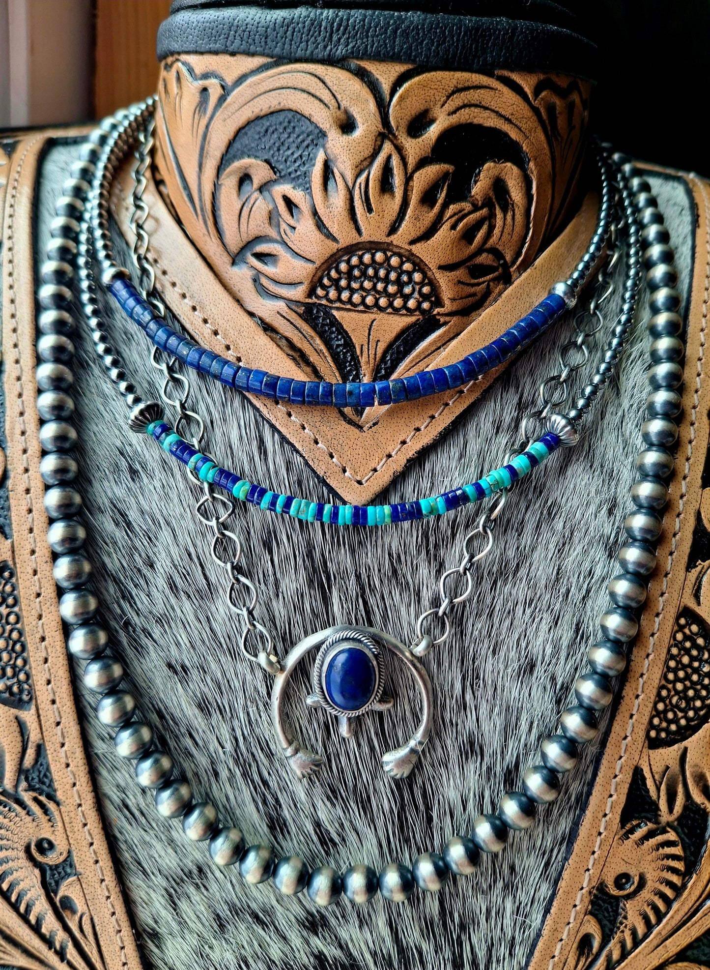 Lapis Naja Necklace