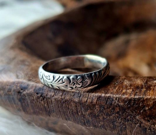 Floral Band Ring