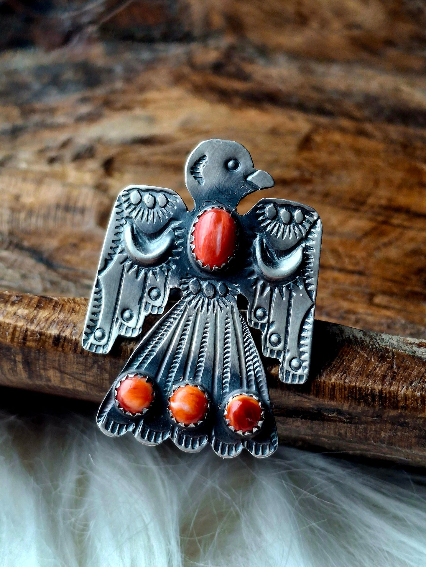 Spiny Oyster Thunderbird Ring (6.75)