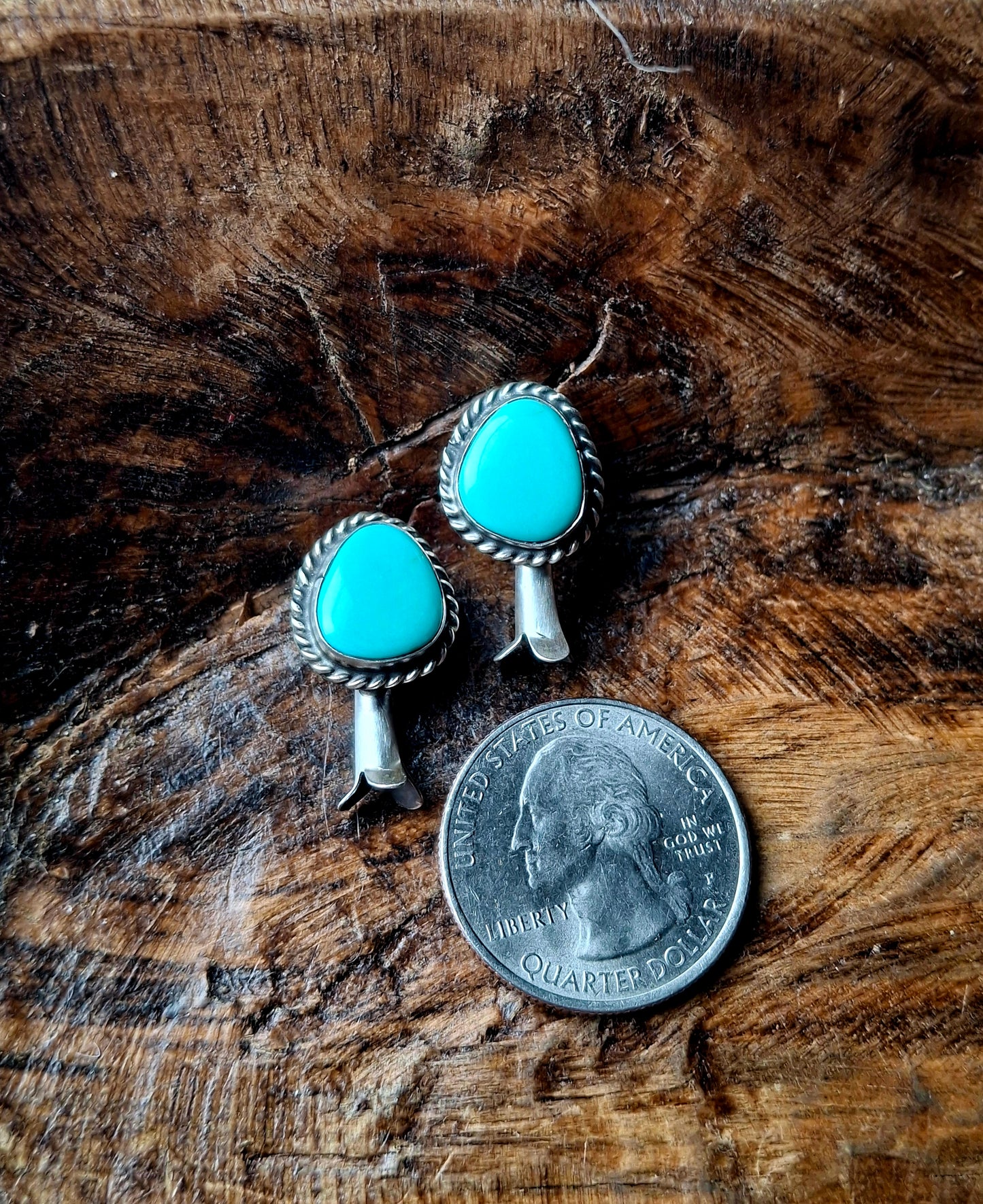 Kingman Blossom Studs