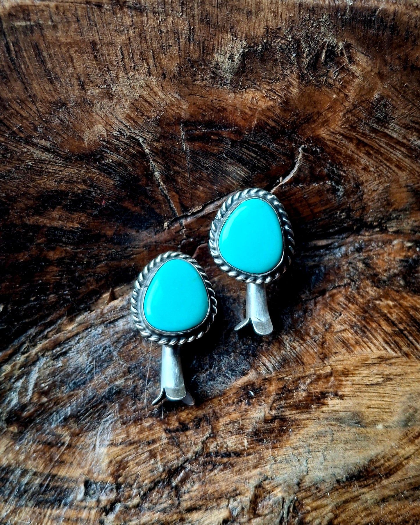 Kingman Blossom Studs