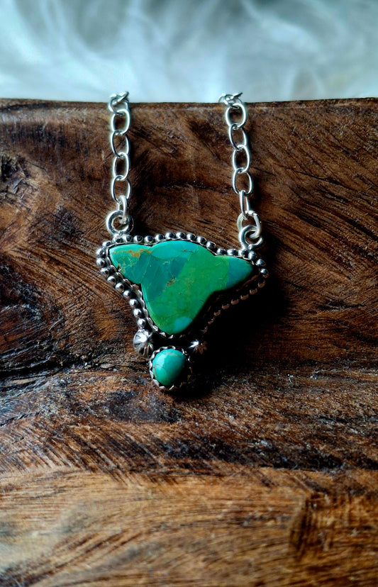 Kingman Mojave Calf Head Necklace