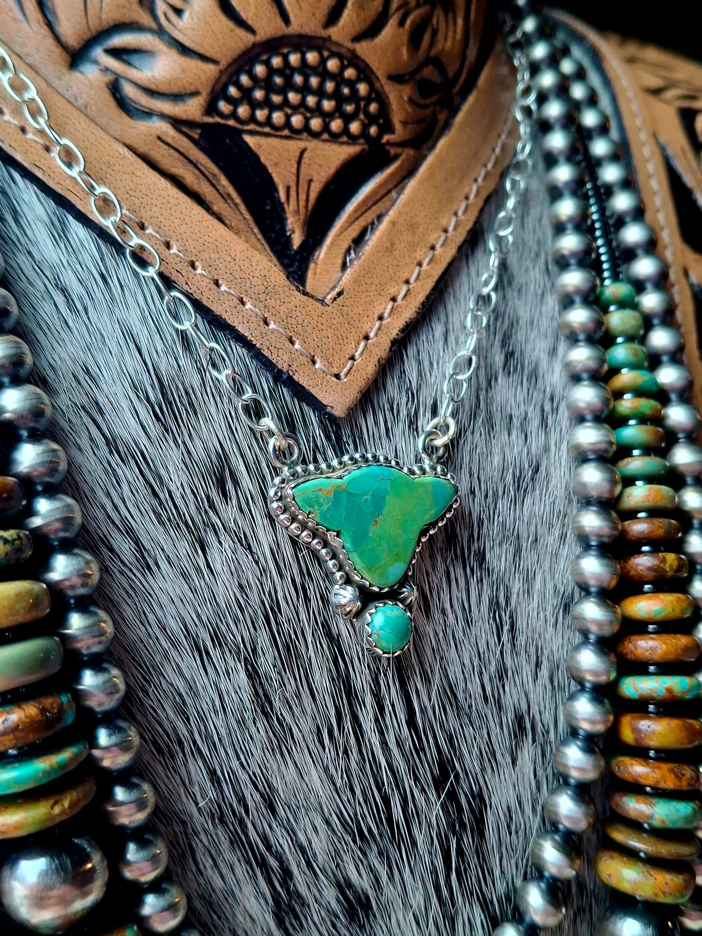 Kingman Mojave Calf Head Necklace