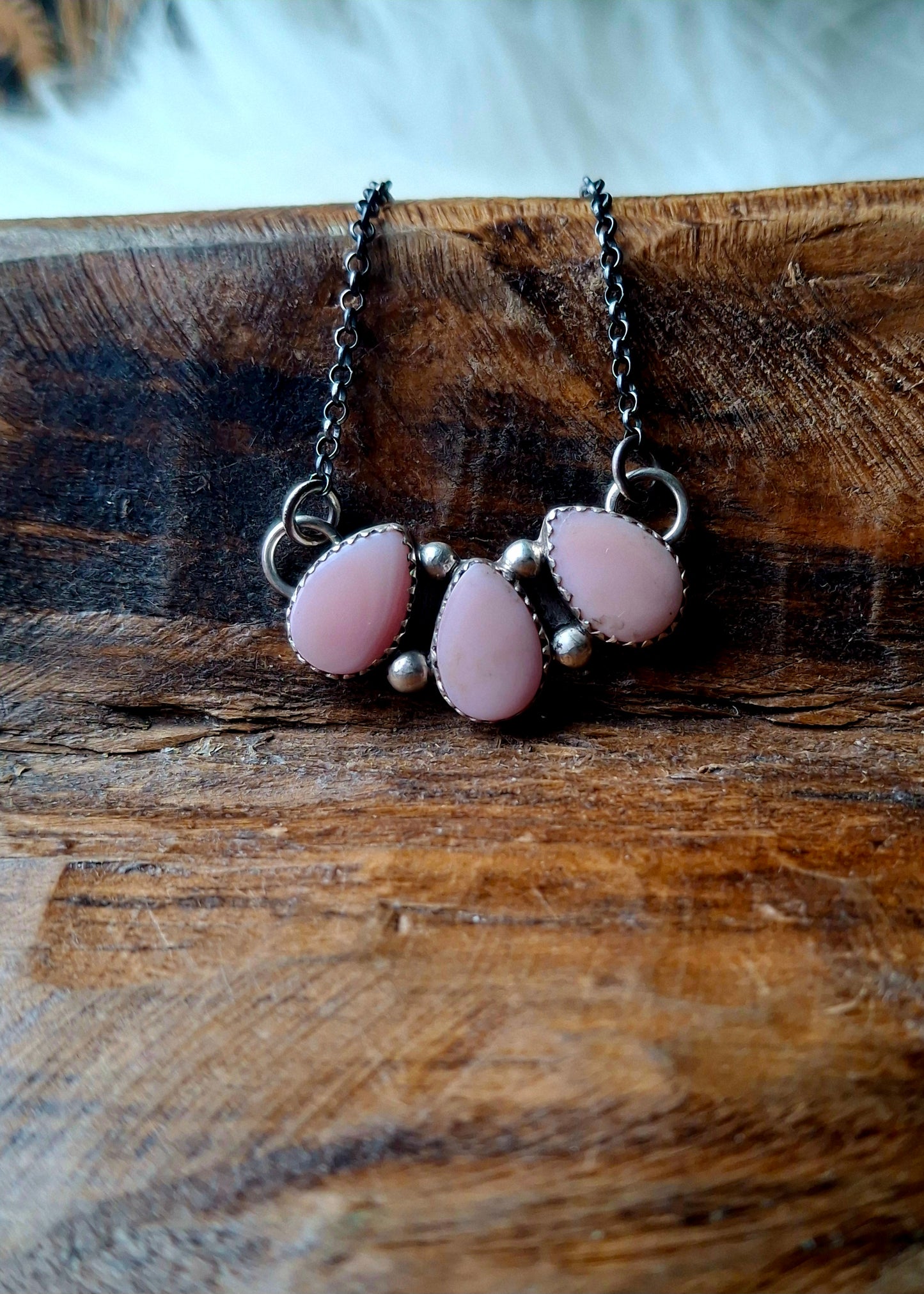 Pink Conch 3-Stone Necklace
