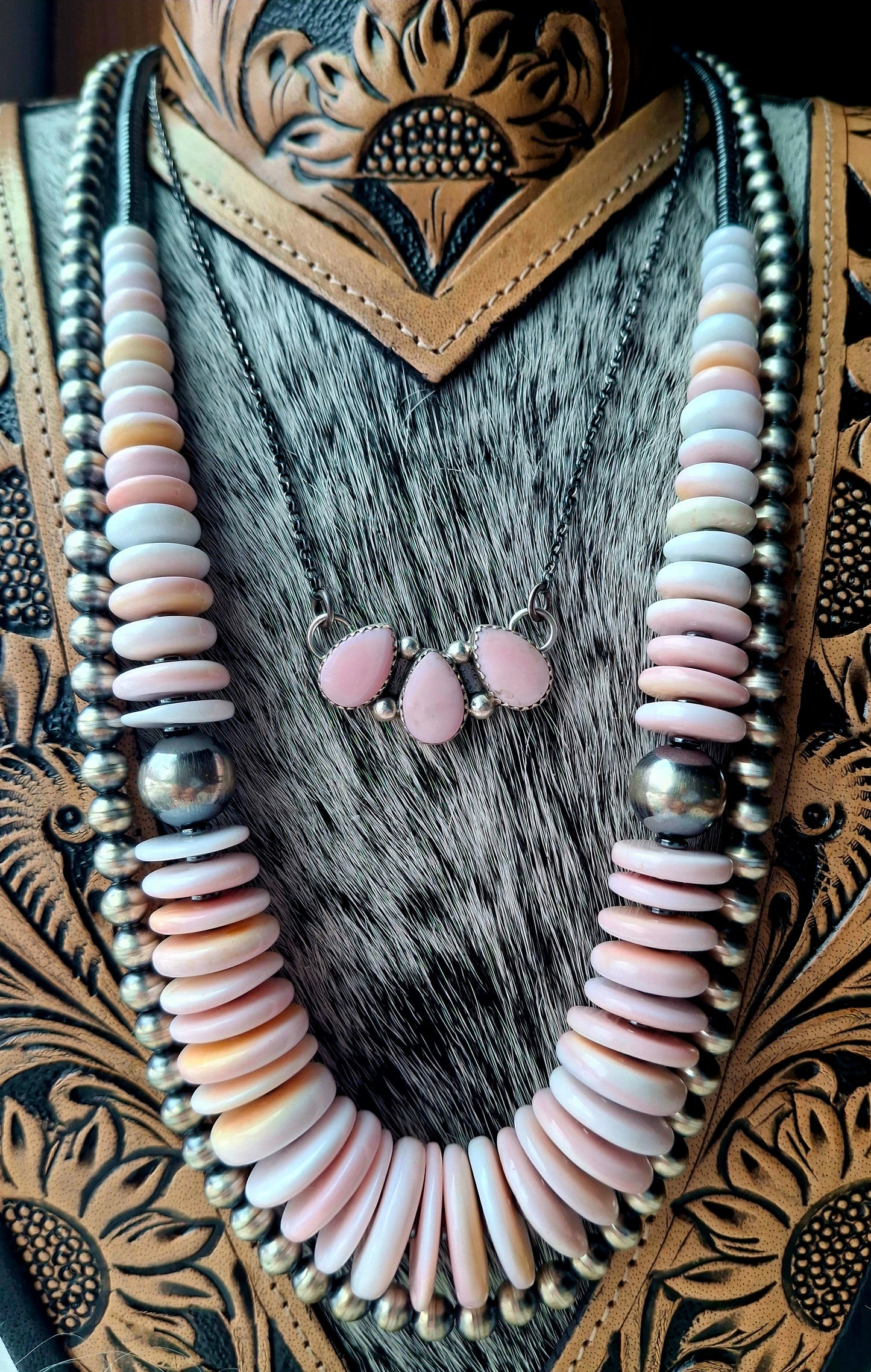 Pink Conch 3-Stone Necklace