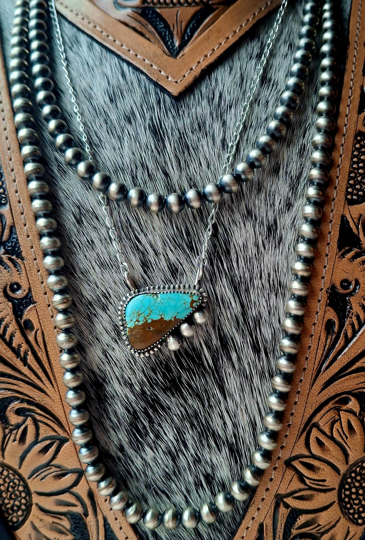 Mine 8 Turquoise Necklace