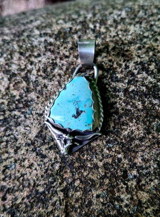 Dry Creek Longhorn Pendant