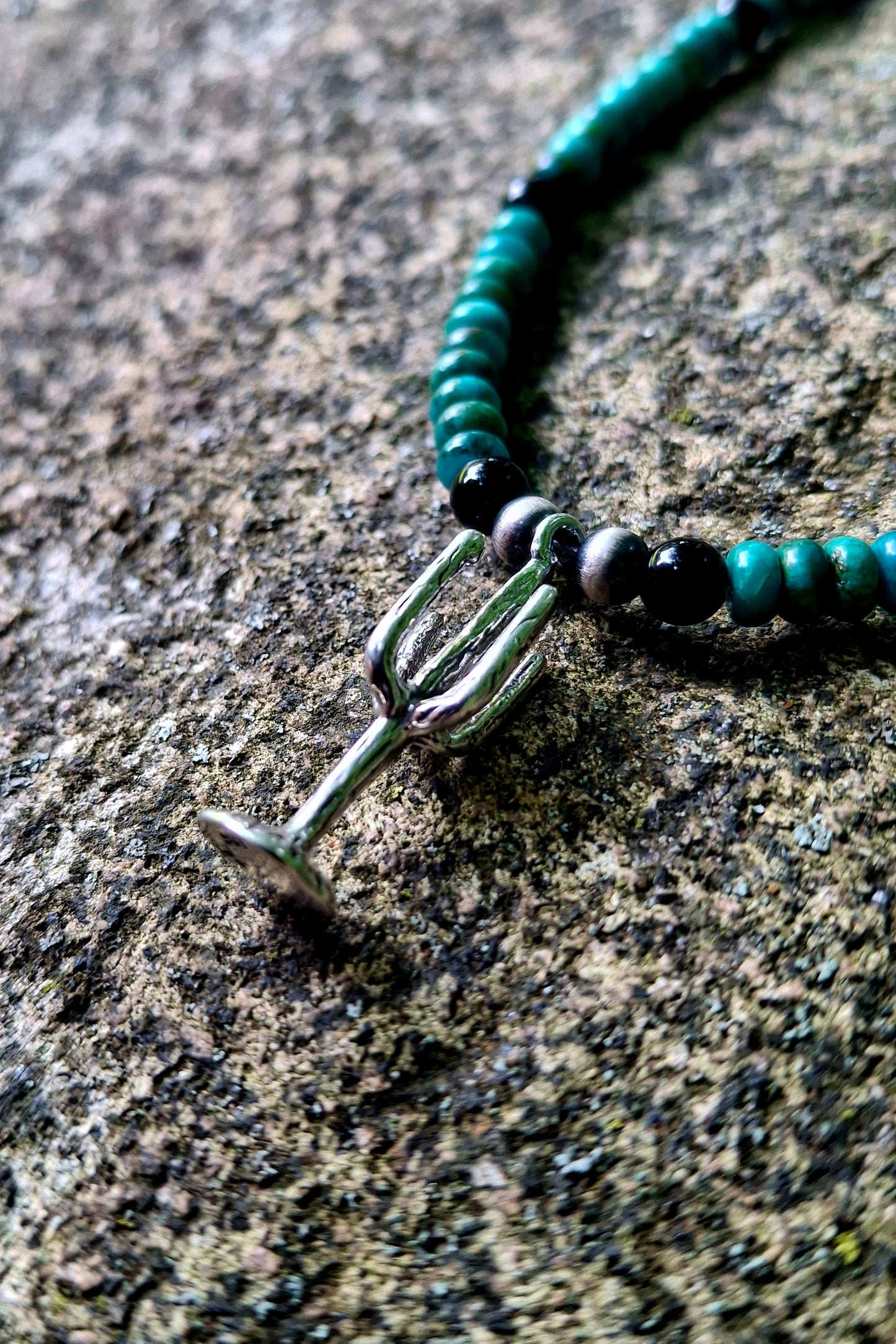 Hubei/Onyx Sterling Cactus Necklace