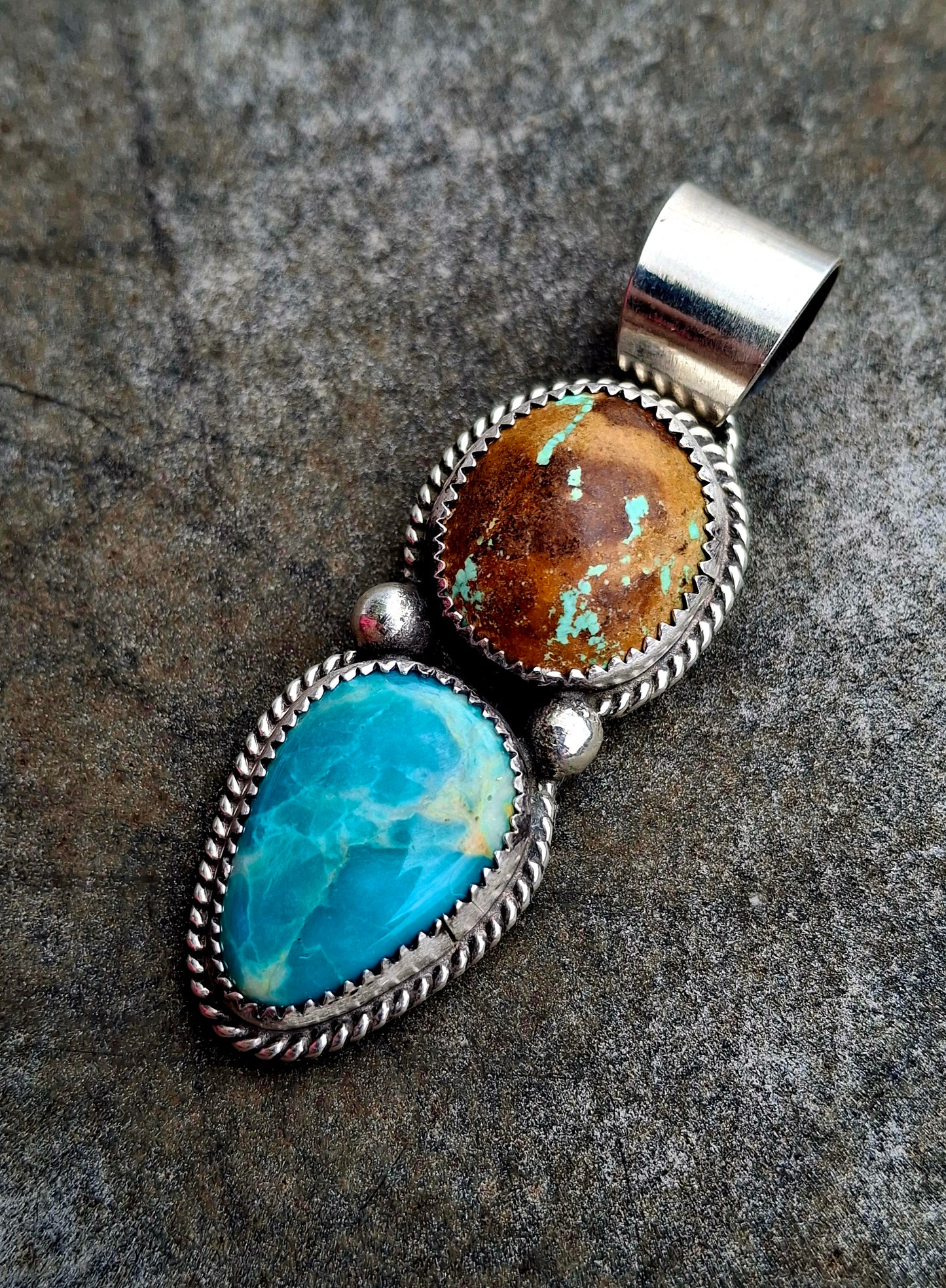 Royston Ribbon Pendant