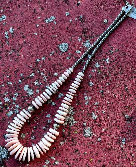 Pink Conch Necklace - N151