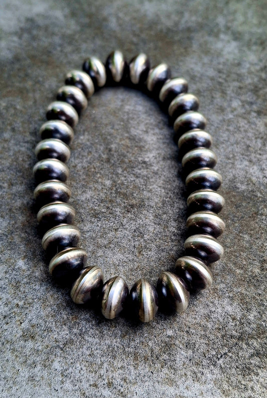 Handmade Navajo Pearl Stretch Bracelet - B37
