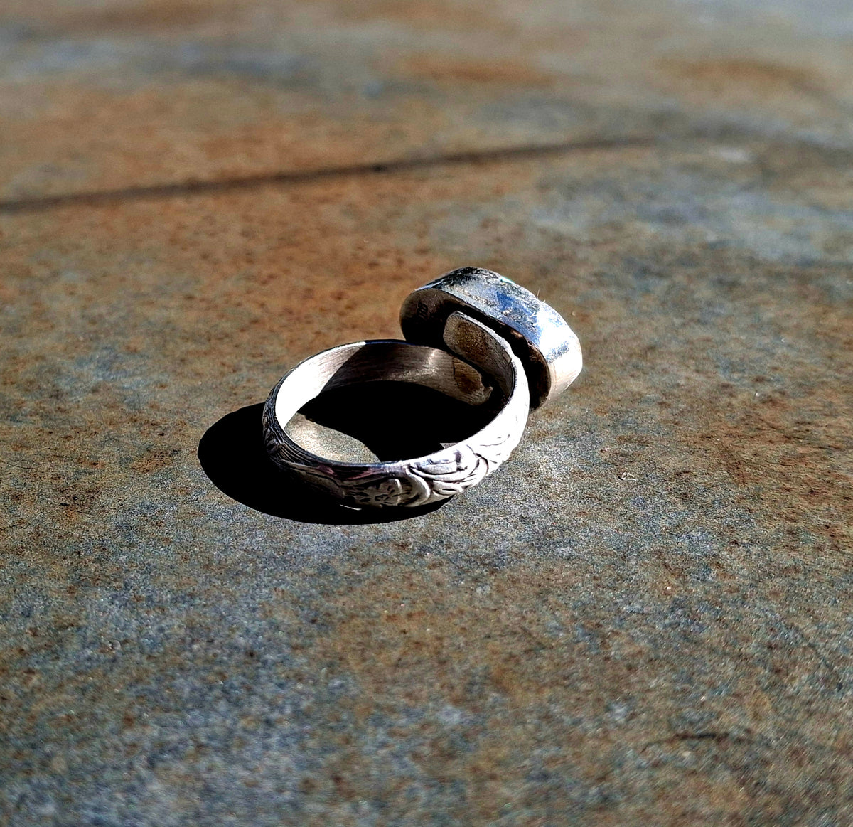Carico Lake Ring - R105