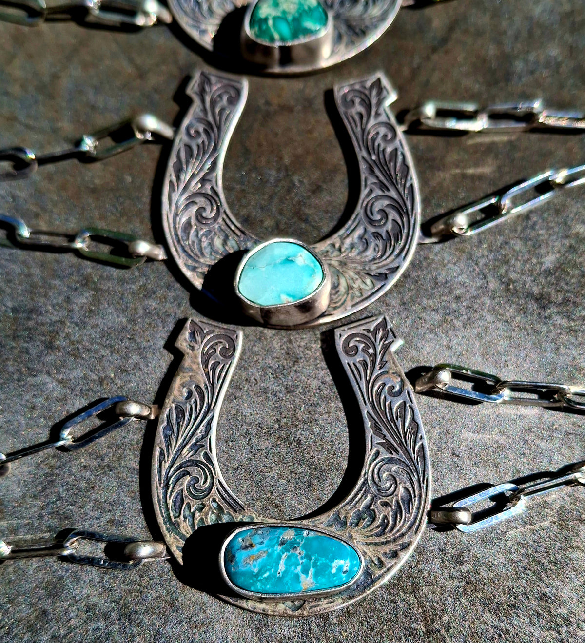 Fox Turquoise Horseshoe Bracelet - B38