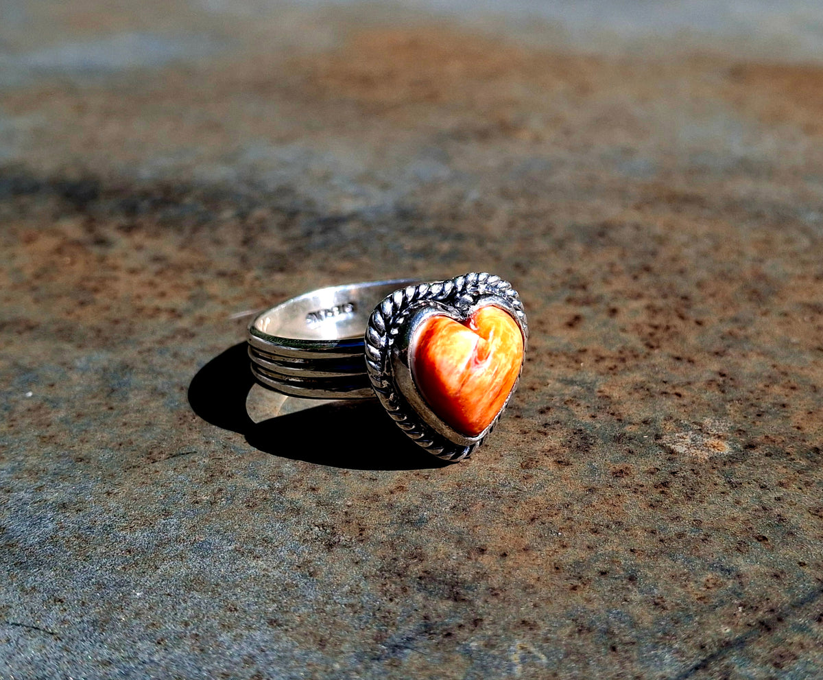 Spiny Oyster Heart Ring - R113