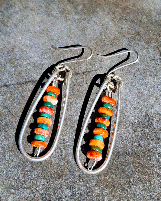 Hubei/Spiny Oyster Earrings - E30