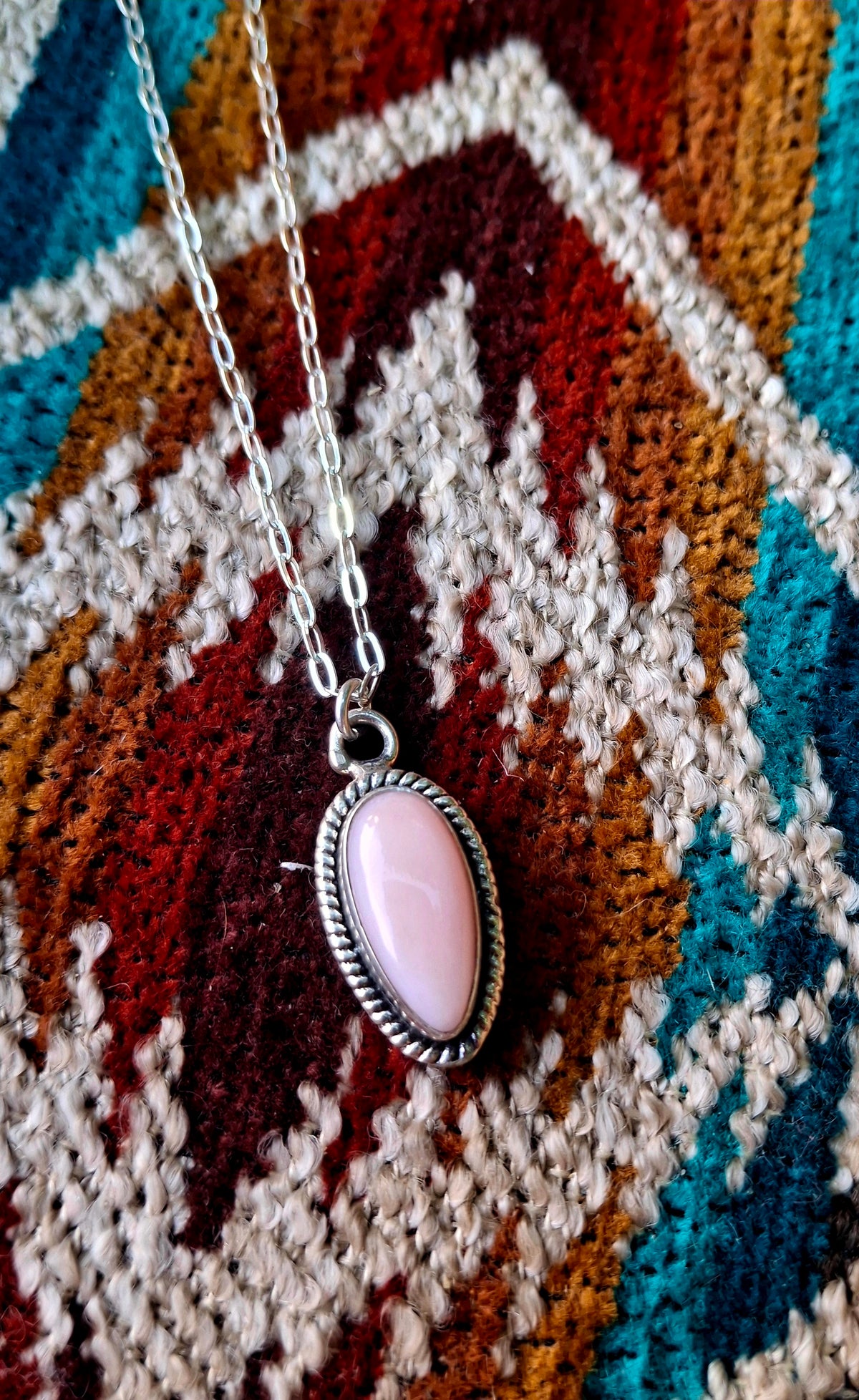 Dainty Pink Conch Necklace
