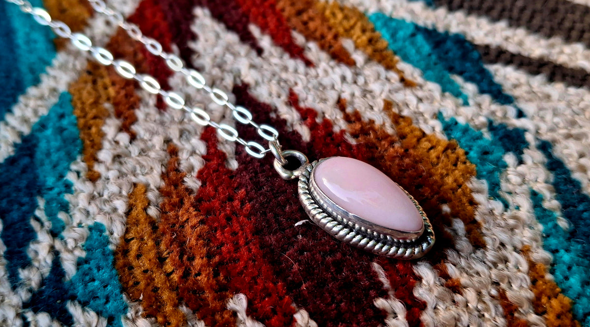 Dainty Pink Conch Necklace