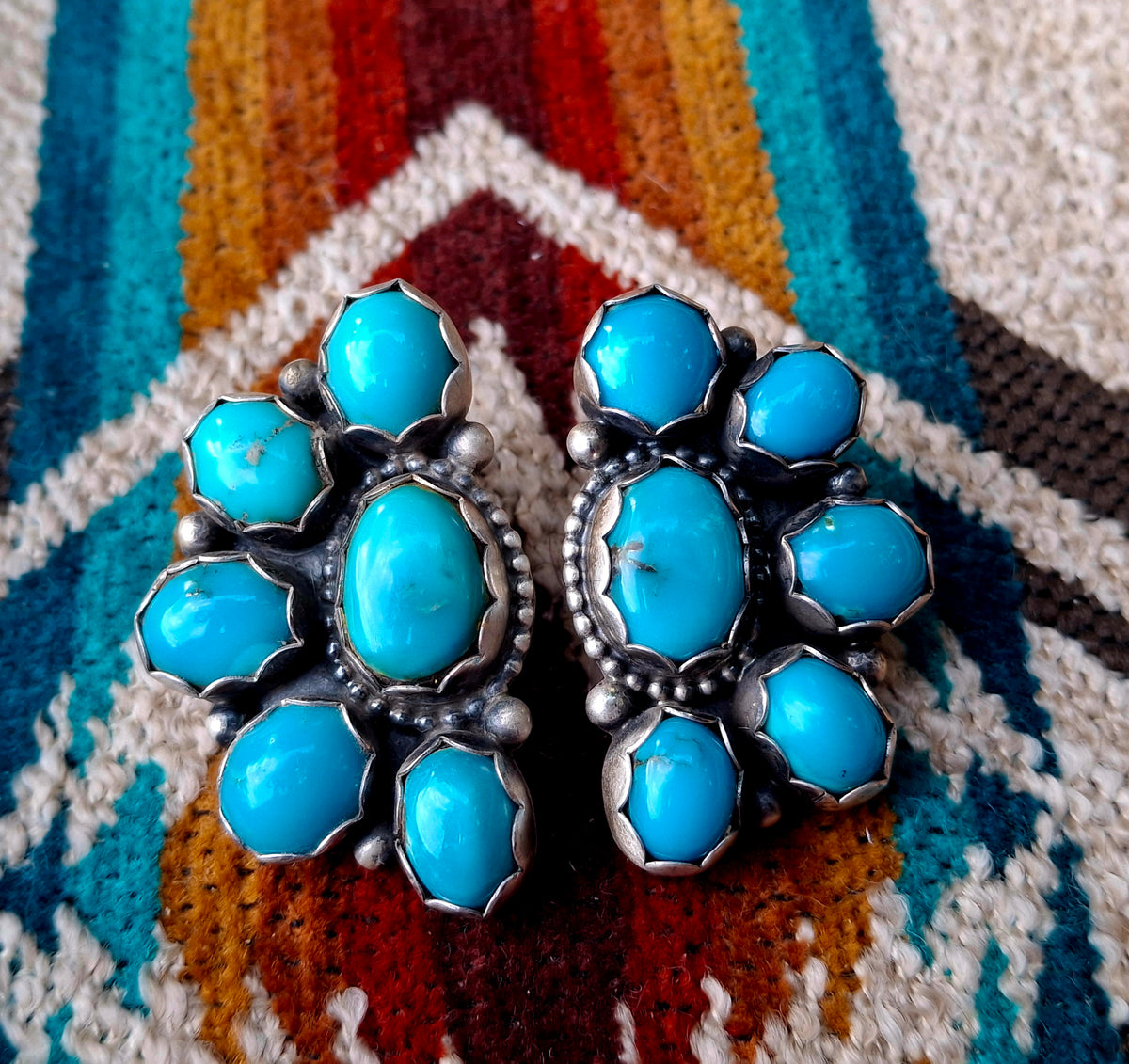 Large Kingman Cluster Studs