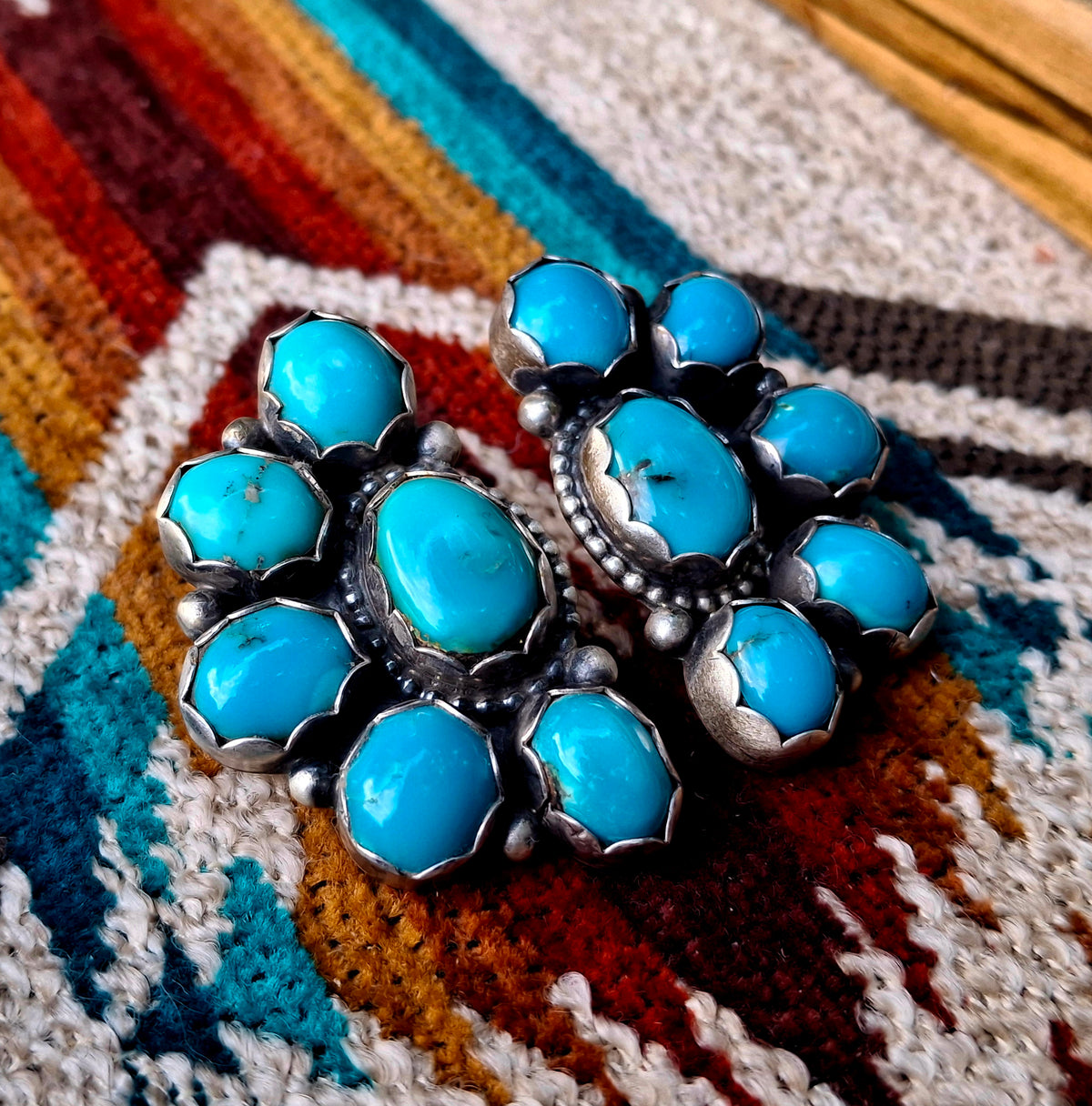Large Kingman Cluster Studs