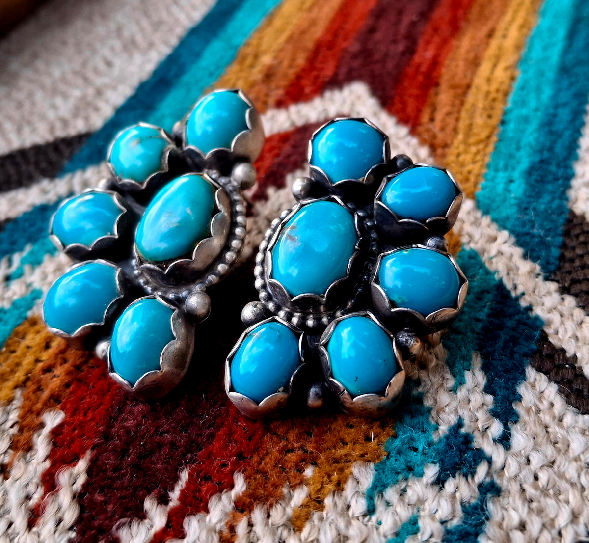 Large Kingman Cluster Studs