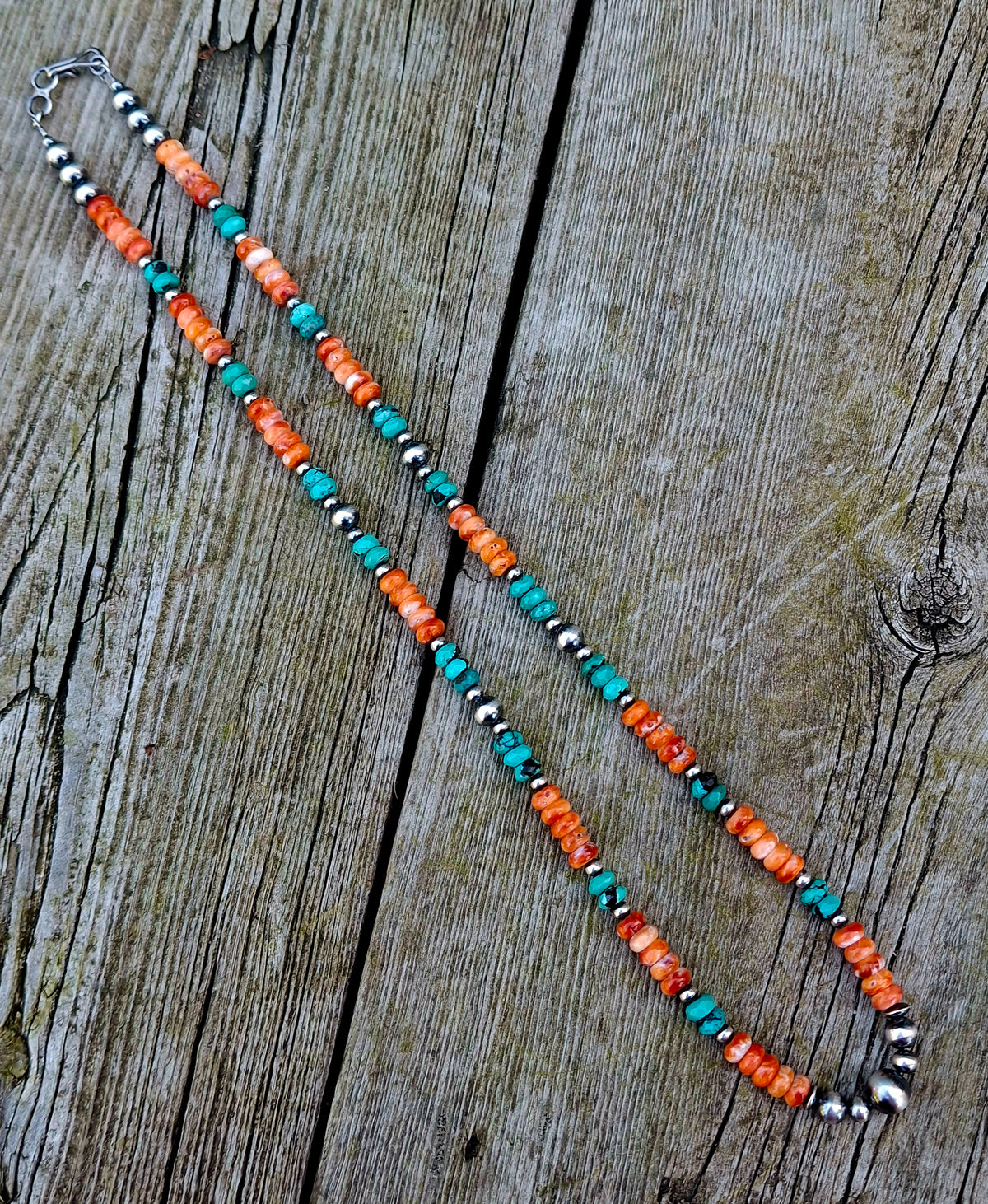 Hubei/Spiny Beaded Necklace