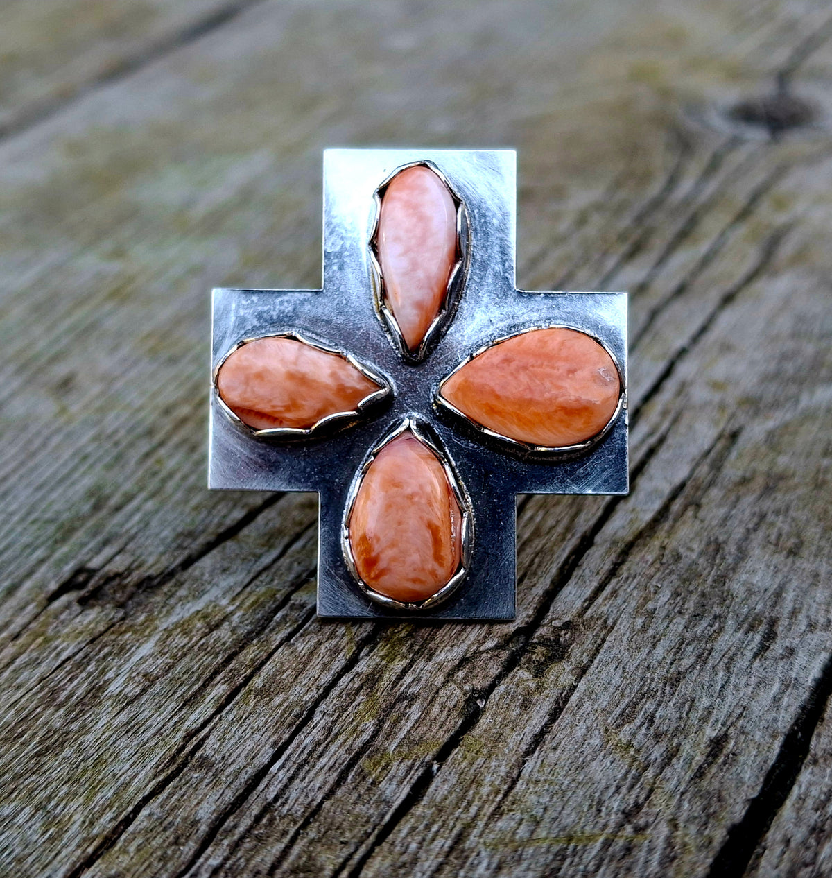 Spiny Adjustable Cross Ring