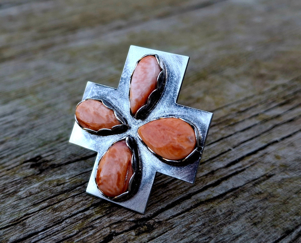Spiny Adjustable Cross Ring