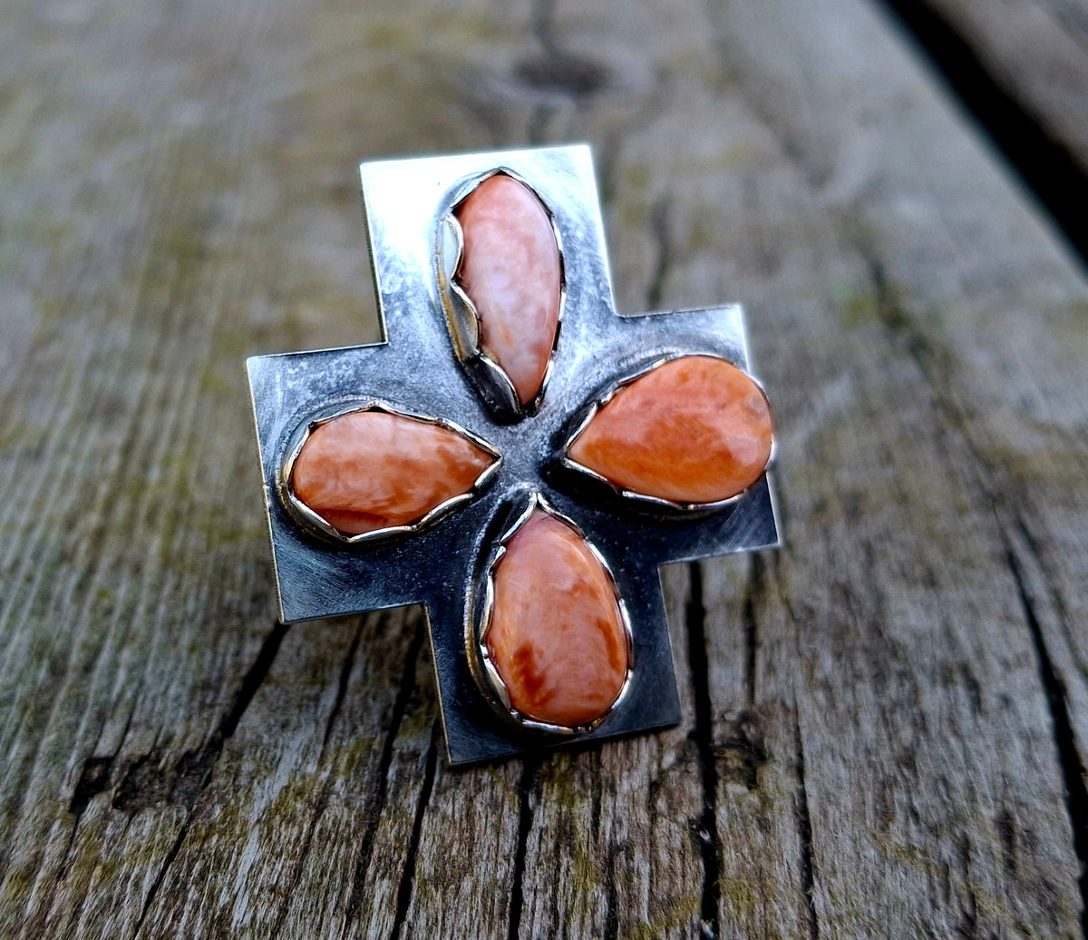 Spiny Adjustable Cross Ring