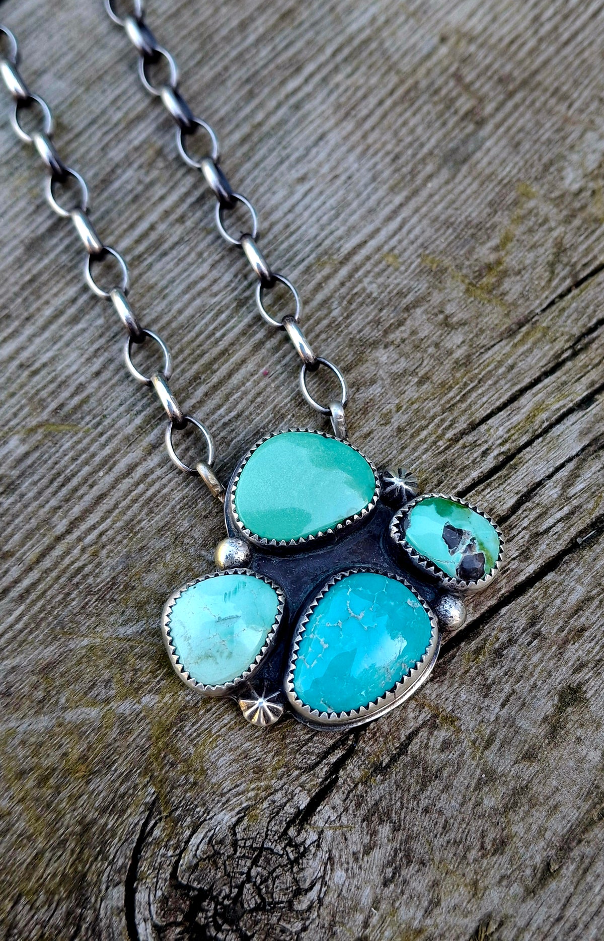Carico Lake Cluster Necklace