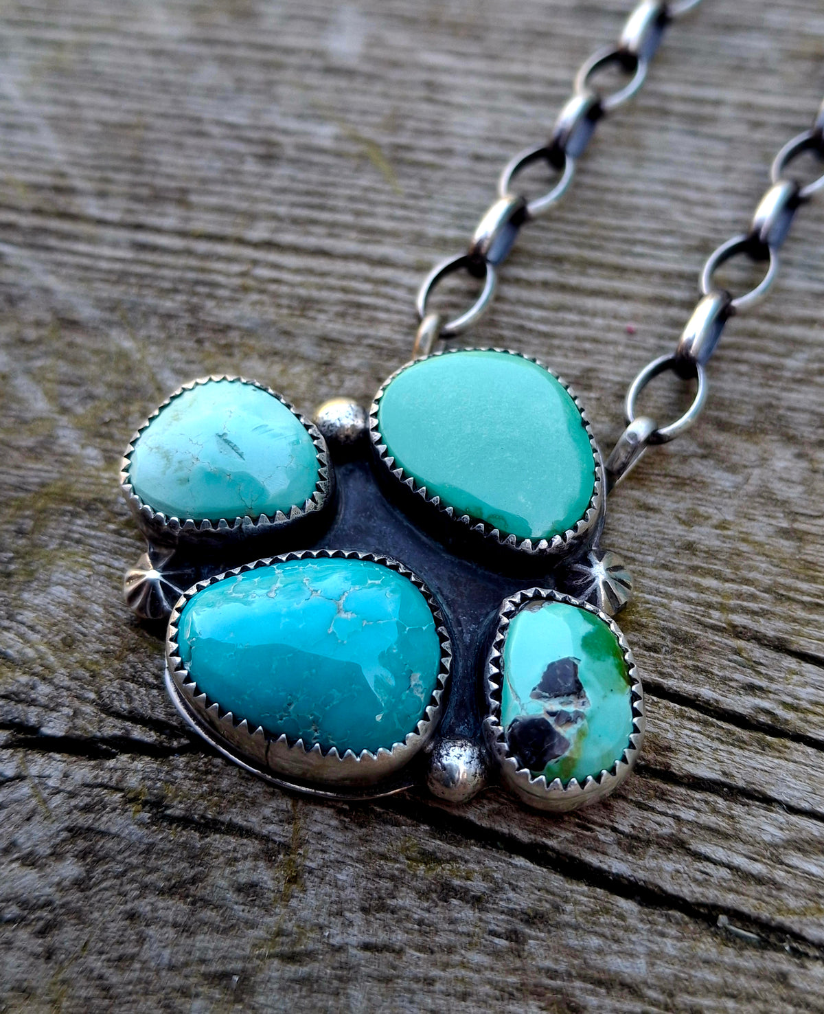Carico Lake Cluster Necklace