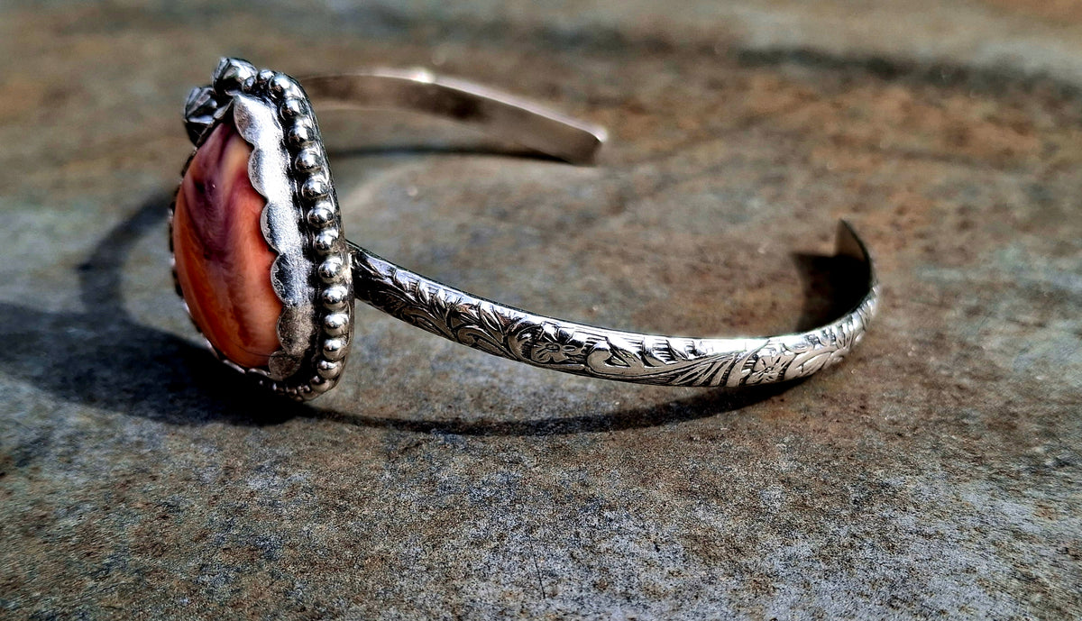 Spiny Oyster Cuff