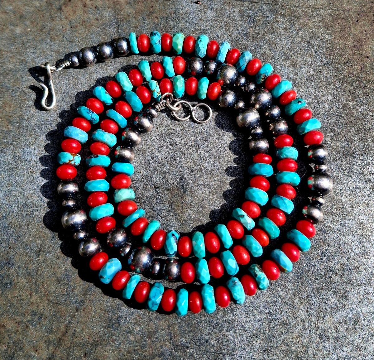 Hubei/Coral Bead Necklace