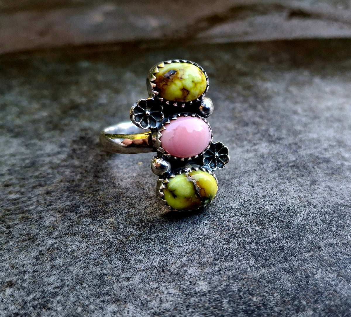 Palomino/Pink Conch Adjustable Ring