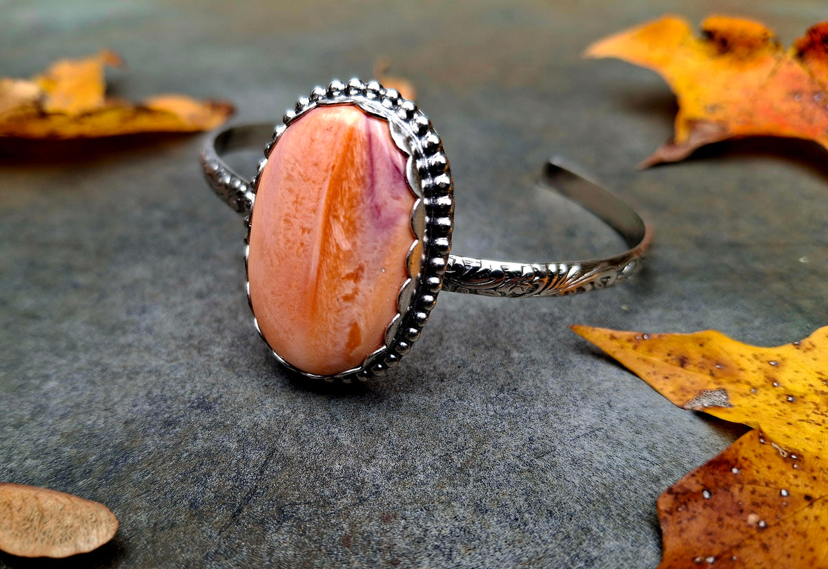 Spiny Oyster Cuff