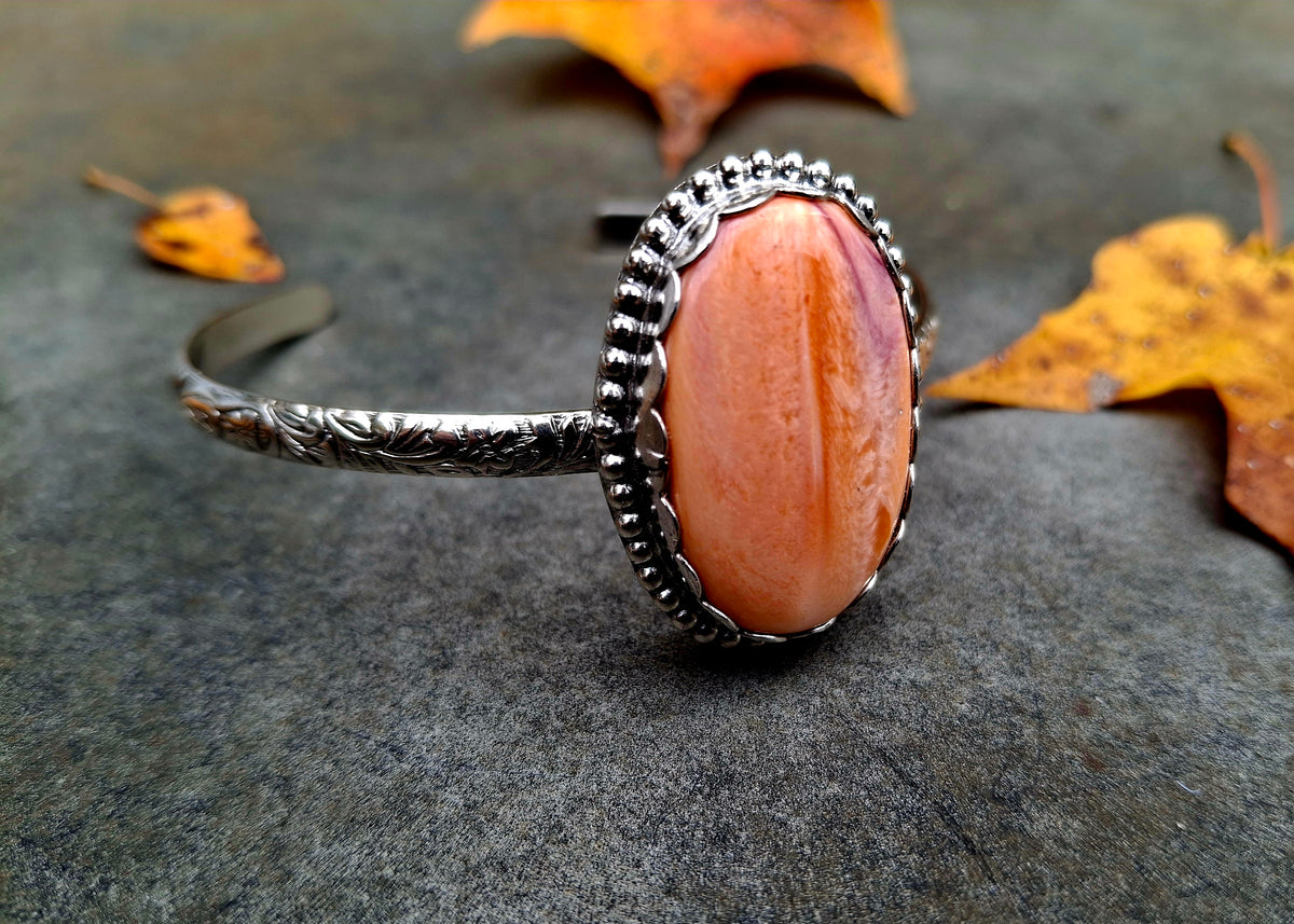Spiny Oyster Cuff