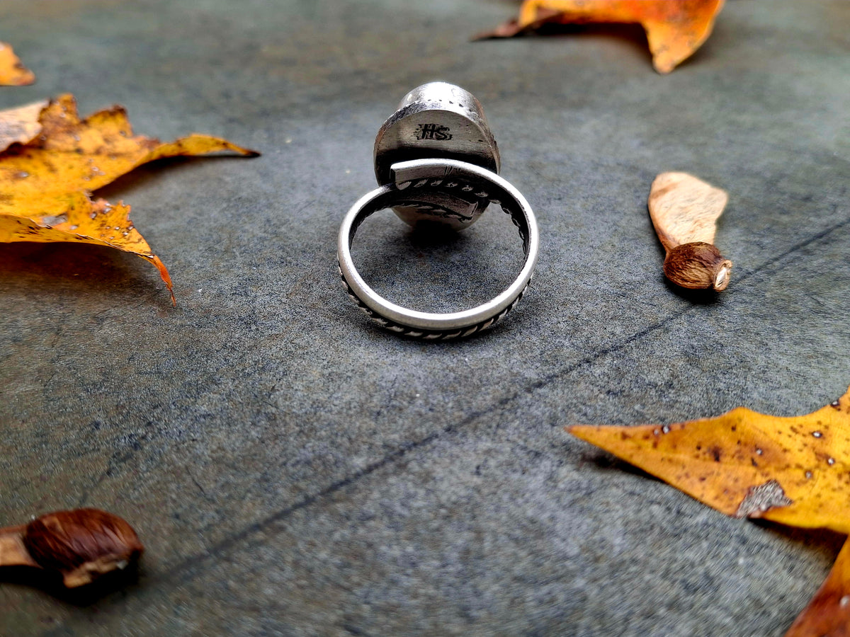 Mine 8 Adjustable Ring
