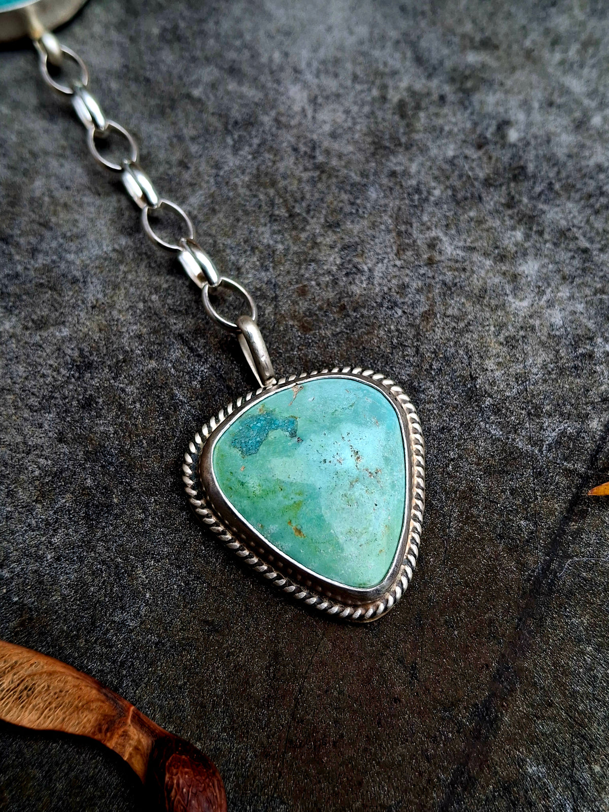 Huebi/Arizona Drop Pendant