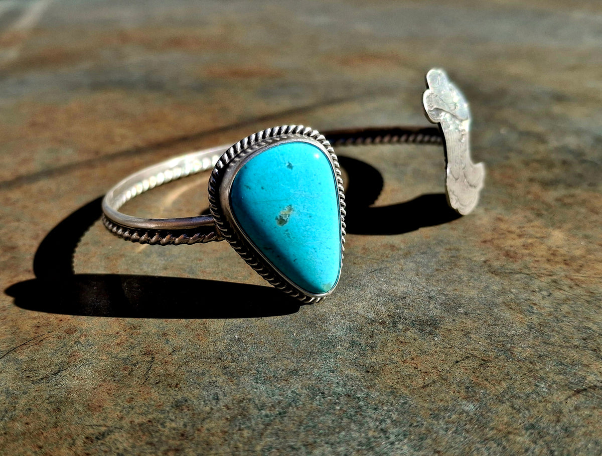 Armenian Turquoise/Boot Open Top Cuff