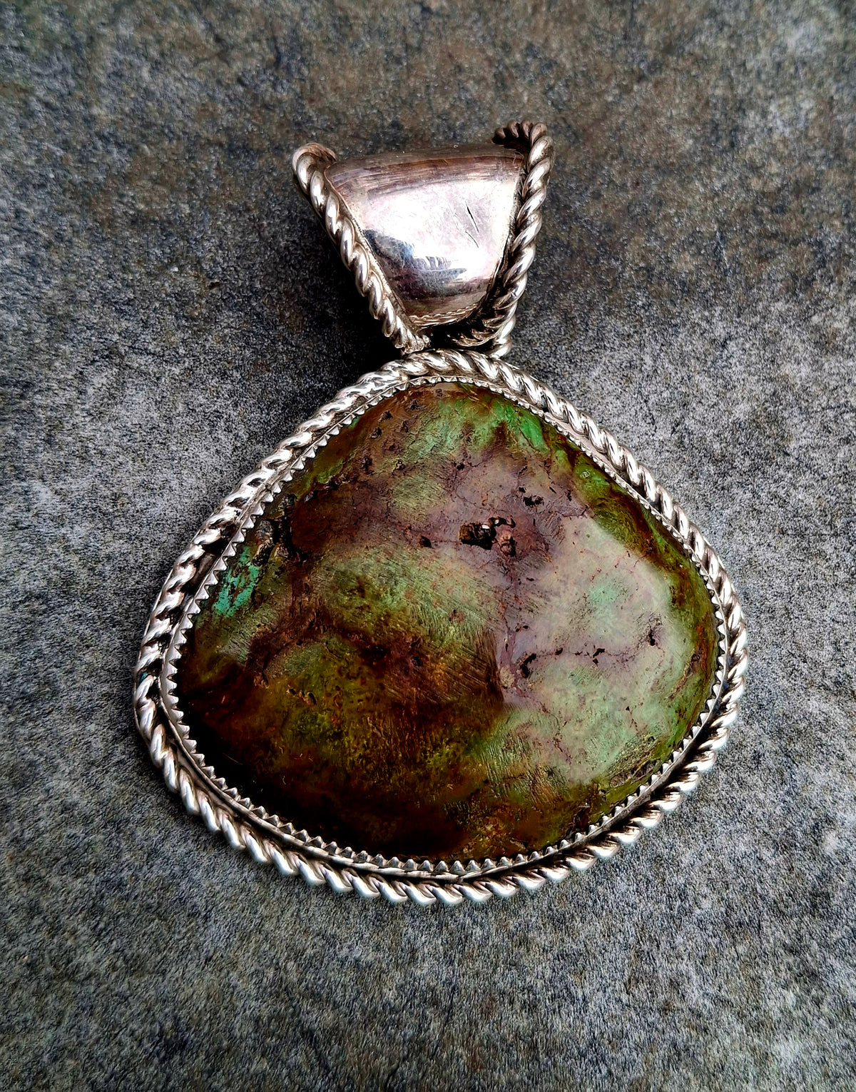 Royston Pendant