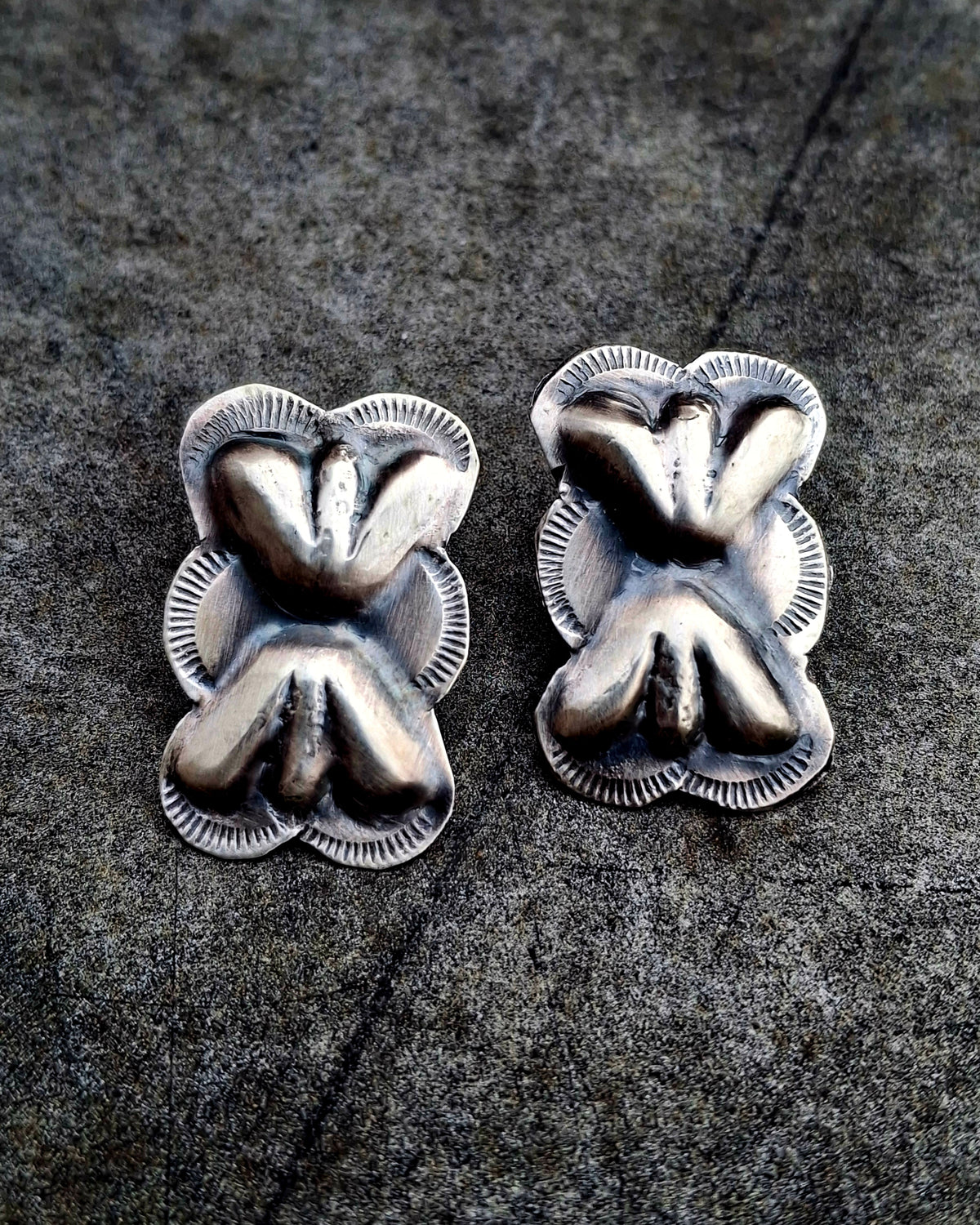 Concho Bow Studs