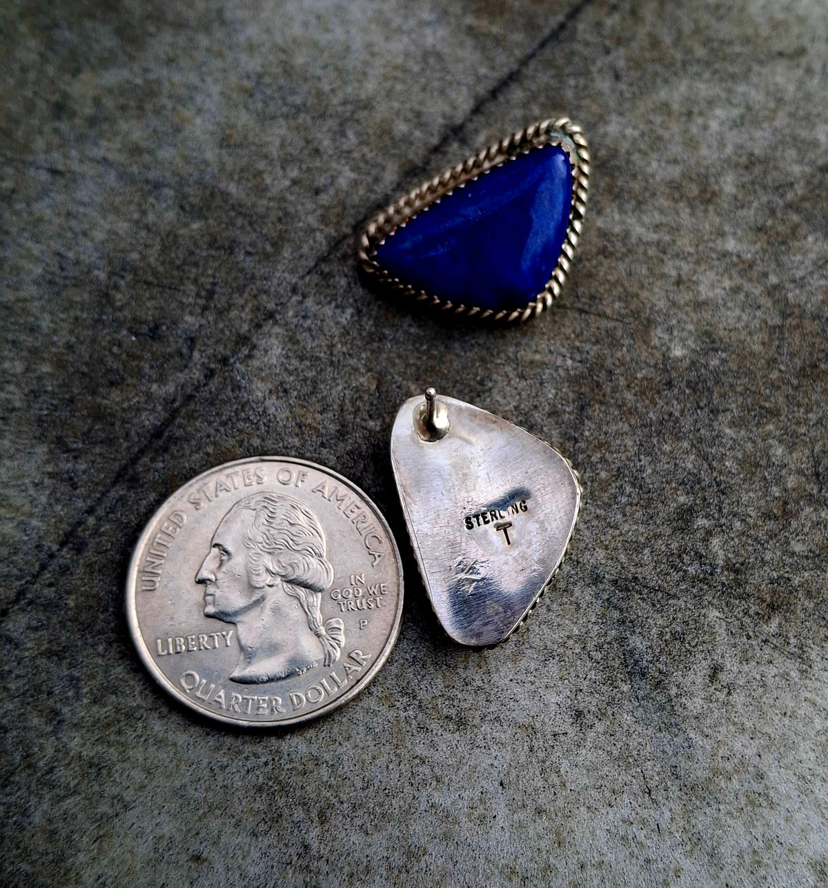Lapis Studs