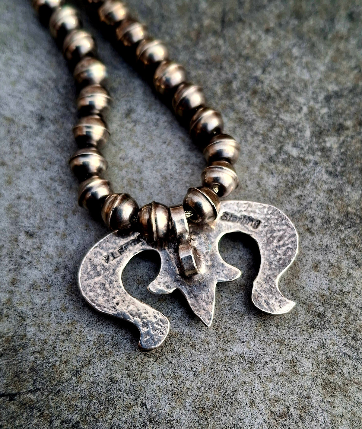 Bench Bead Naja Necklace