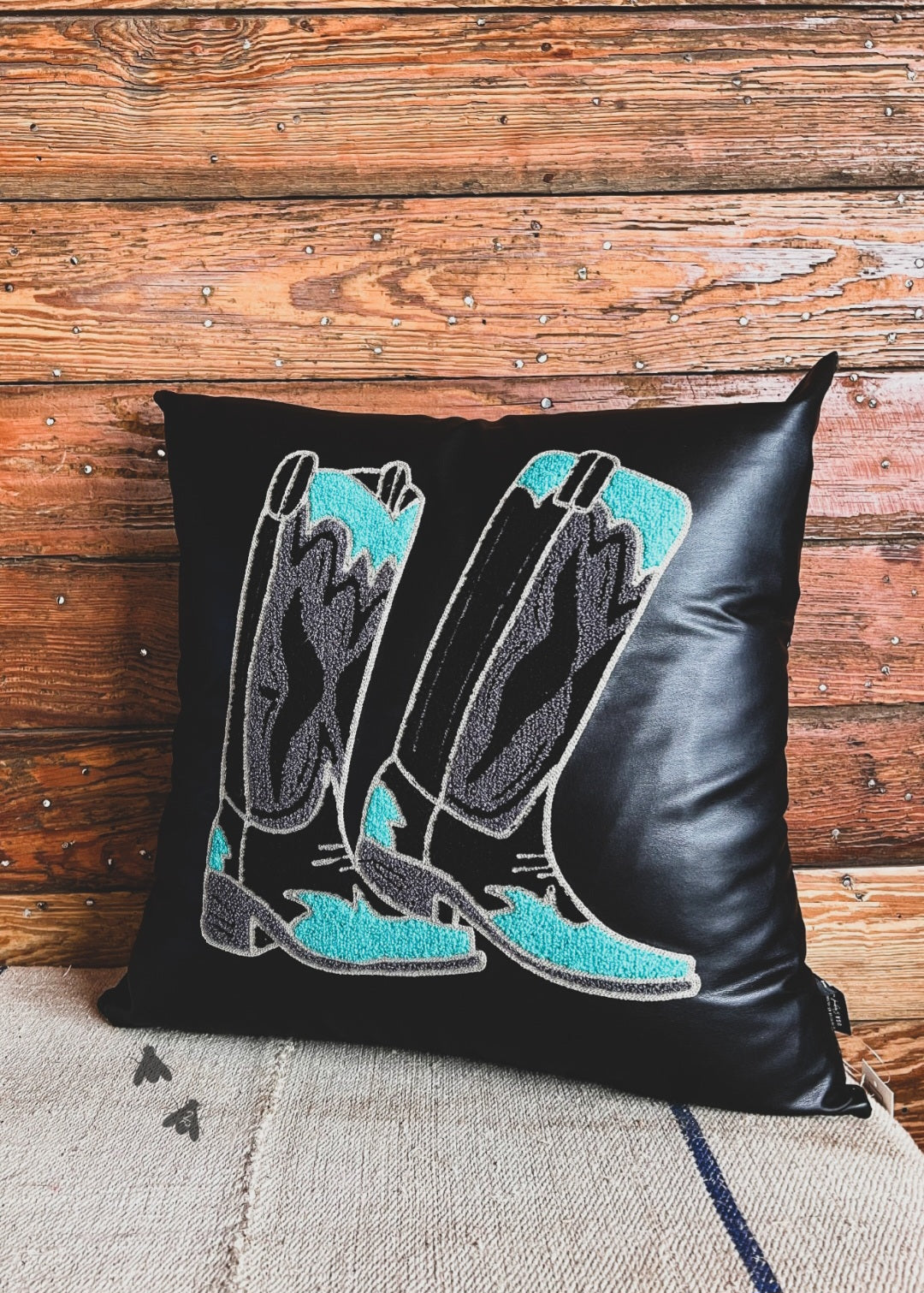 Showcase Steppin Pillow Cover